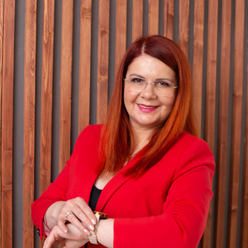 Завжди чекаю саме Вас
  Тернопіль
  
 