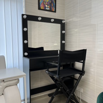 Оренда місця для майстрів бьюті індустрії
                    Салон красоты Savage Киев