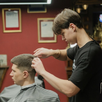 THE GARRISON BARBERSHOP, Киев Фото - 6