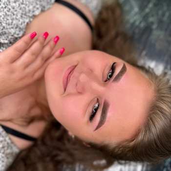 Перманент брів
                    Лешмейкер Нина Николаев