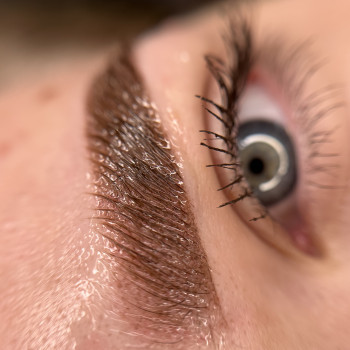 Перманент брів
                    Лешмейкер Нина Николаев