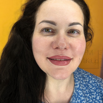 На фото зроблені тільки губи☝🏻
Оксамитове розтушування з чітким контуром, але при цьому з ніжним ре...