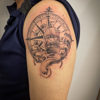 Тату  #татукиев, фото - Тату салон Alpha Tattoo Studio