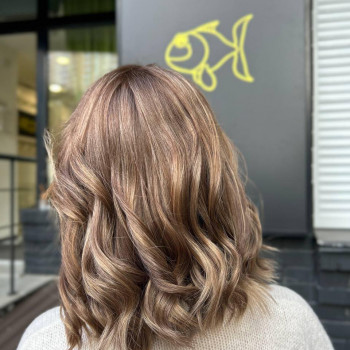 Стрижка жіноча
                    Салон красоты Fargo Киев