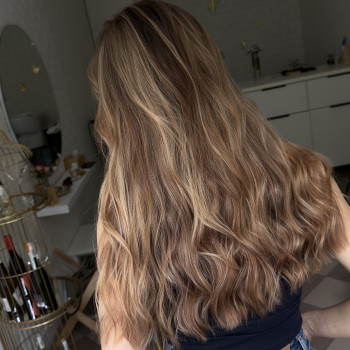 Рельєфне фарбування волосся
                    Перукар Мария Хмельницький