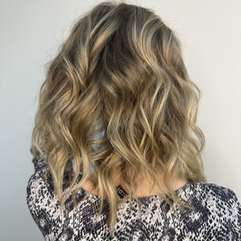 Рельєфне фарбування волосся
                    Перукар Мария Хмельницький