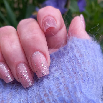 Манікюр
                    Мастер маникюра Ирина Запорожье