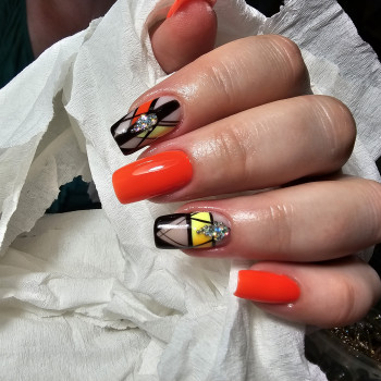 Наращивание ногтей
                    Майстер манікюру Яна Харків