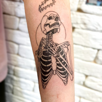 Чорно білі тату від 15см
                    Тату салон Pugster Tattoo Studio Одесса