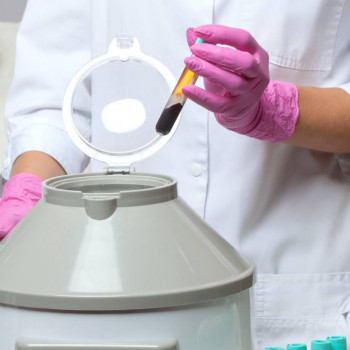 Плазмоліфтинг
                    Косметолог-инъекционист Євгенія Ивано-Франковск