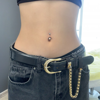 Пірсинг пупка
                    Майстер з пірсингу Татьяна Київ