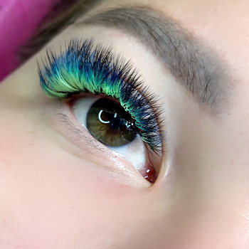 Фото из портфолио мастера Алена Овчаренко (лешмейкер, Киев)