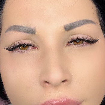 Фото из портфолио мастера Алена Овчаренко (лешмейкер, Киев)