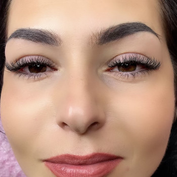 Фото из портфолио мастера Алена Овчаренко (лешмейкер, Киев)