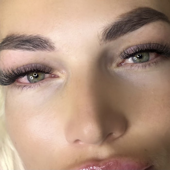 Фото из портфолио мастера Алена Овчаренко (лешмейкер, Киев)