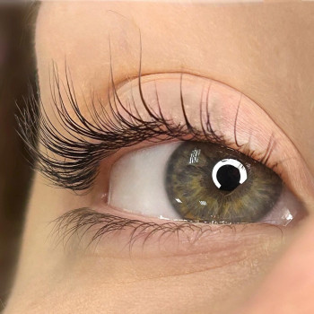 Фарбування вій
                    Мастер перманентного макияжа Александра Кривой Рог