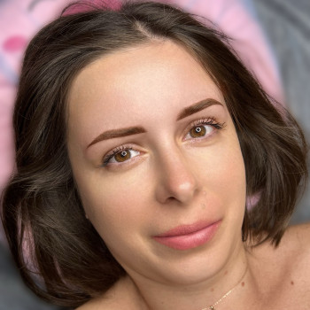 Коррекция перманентного макияжа/ татуажа
                    Мастер перманентного макияжа Александра Кривой Рог