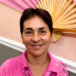Олена Денисова