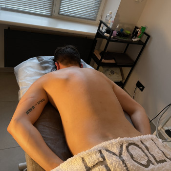 Массаж спины
                    Массажист Вика Одесса