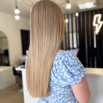 Складні фарбування волосся
                    Салон краси TEPLO Чернігів