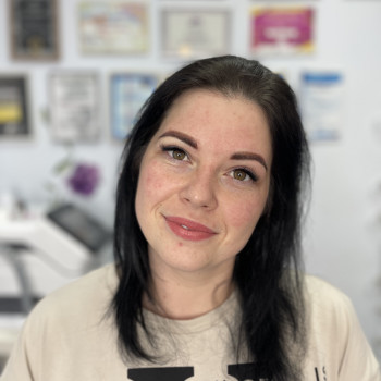 Пудрові брови