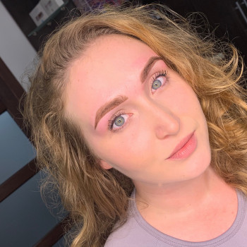 ФАРБУВАННЯ/ЛАМІНУВАННЯ БРІВ та ВІЙ
                    Бровист Анна Борисполь