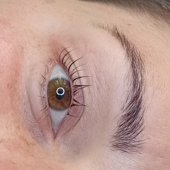 Ламінування вій