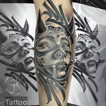 Татуювання
                    Тату салон  Канів