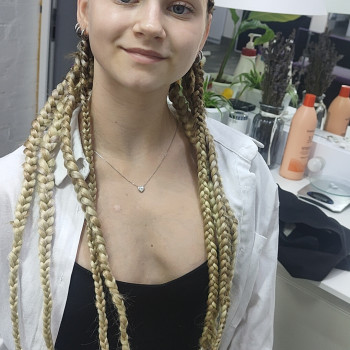 Афрокоси, Афрозачіски
                    Салон краси Мастерская Красоты Кременчук