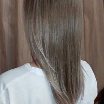 Сложное окрашивание волос, контуринг, окрашивание волос, стрижка средней длины, женская стрижка