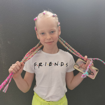 Коси з ниточками
                    Брейдер Виктория Киев