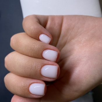 Манікюр
                    Косметолог Виктория Київ