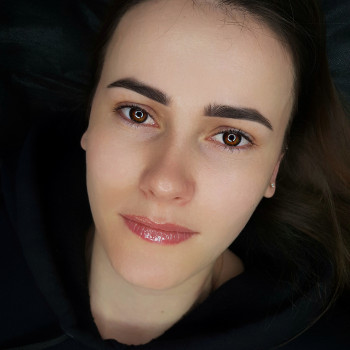 Загоєні брови .1 процедура. Без коррекції