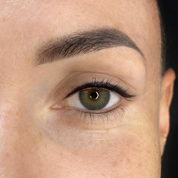 Перманентний макіяж повік
                    Мастер перманентного макияжа Юлия Киев
