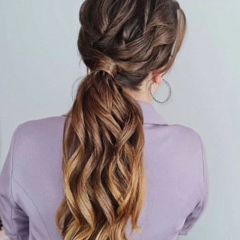 Прическа
                    Парикмахер-визажист Кристина Одесса