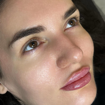 Ламінування вій та брів
                    Салон красоты Fargo Киев