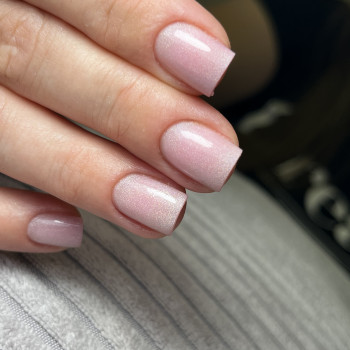 Манікюр, покриття , укріплення
                    Салон красоты Студія краси Монако Сумы