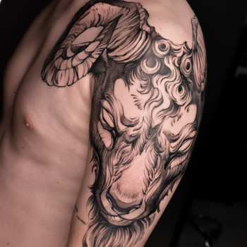 Великий масштаб, графіка - все те, що полюбляє наш топ - майстер Оля. 
Робота - кайф!