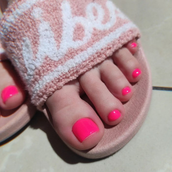 Педикюр + покриття гель-лак(без стоп)
                    Майстер манікюру Анна Харків