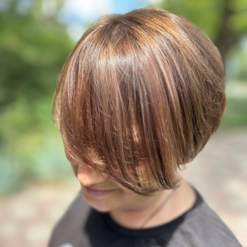 Фарбування волосся
                    Жіночий перукар  Запоріжжя