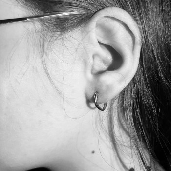 Прокол мочек ушей
                    Майстер з пірсингу Александра Київ