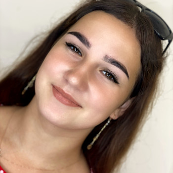 Моделювання та фарбування брів
                    Бровист Ірина Бровары