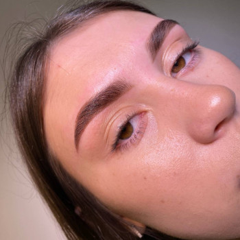 Пофарбування брів