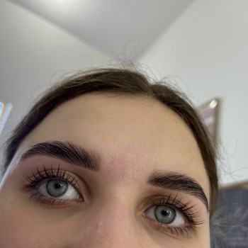 Ламінування вій та корекція + фарбування брів