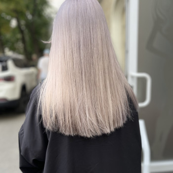 Блондирование
                    Перукар Светлана Харків