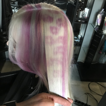 Яркое окрашивание
                    Парикмахер Светлана Харьков