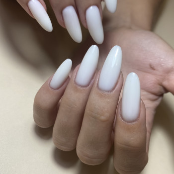 Коррекция ногтей
                    Майстер манікюру Элина Одеса