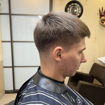 мужская стрижка