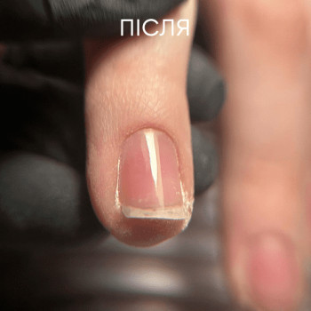 Японський манікюр
                    Салон краси El Studio Київ