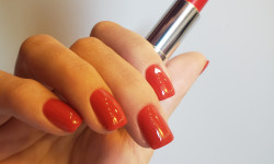 Перекриття 1-го нігтя гель-лаком Салон красоты Sargan Beauty Space Киев